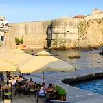 Duka Vila *